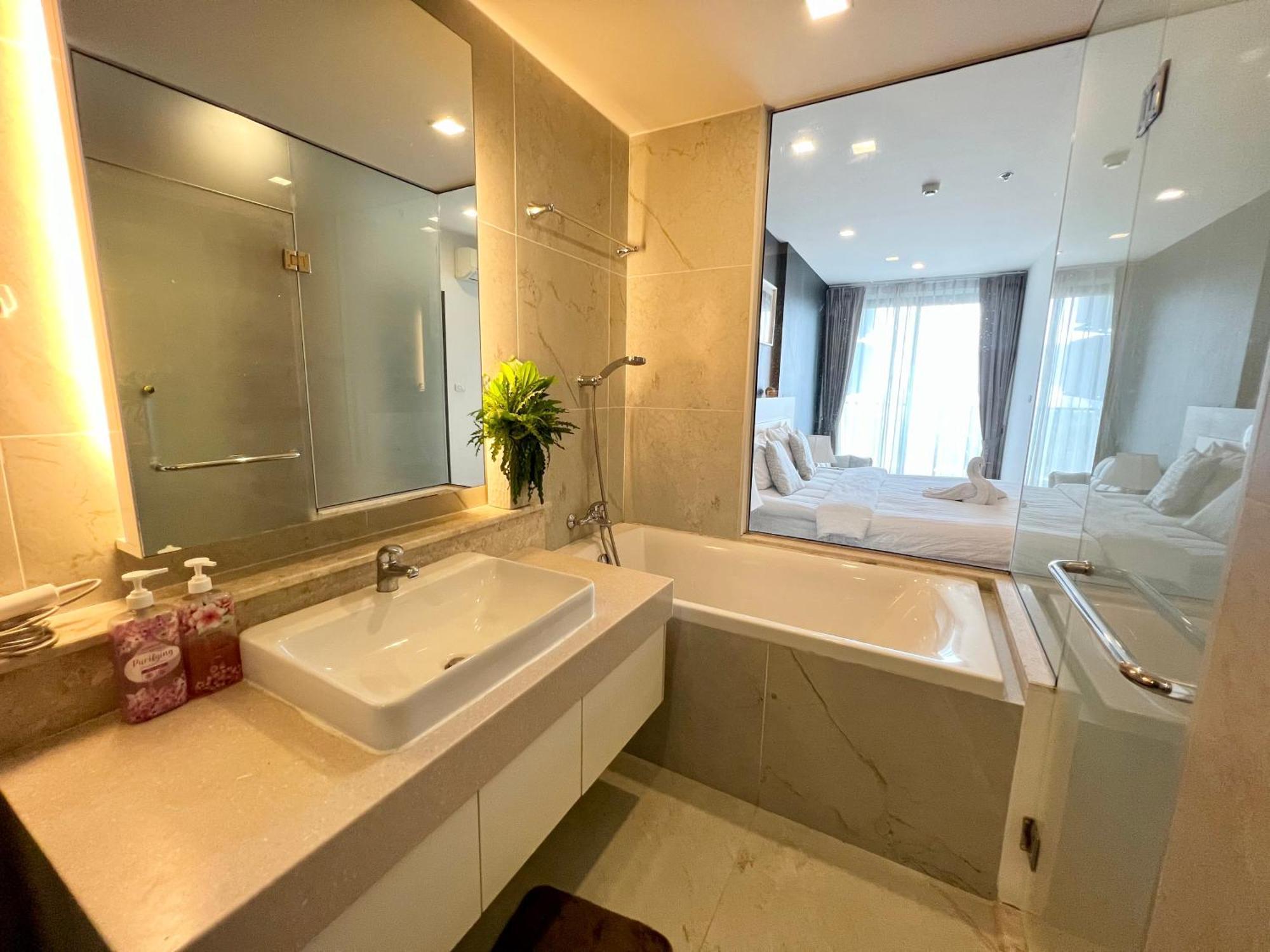 Cozy Luxury Condo @ The Astra شيانغ ماي المظهر الخارجي الصورة
