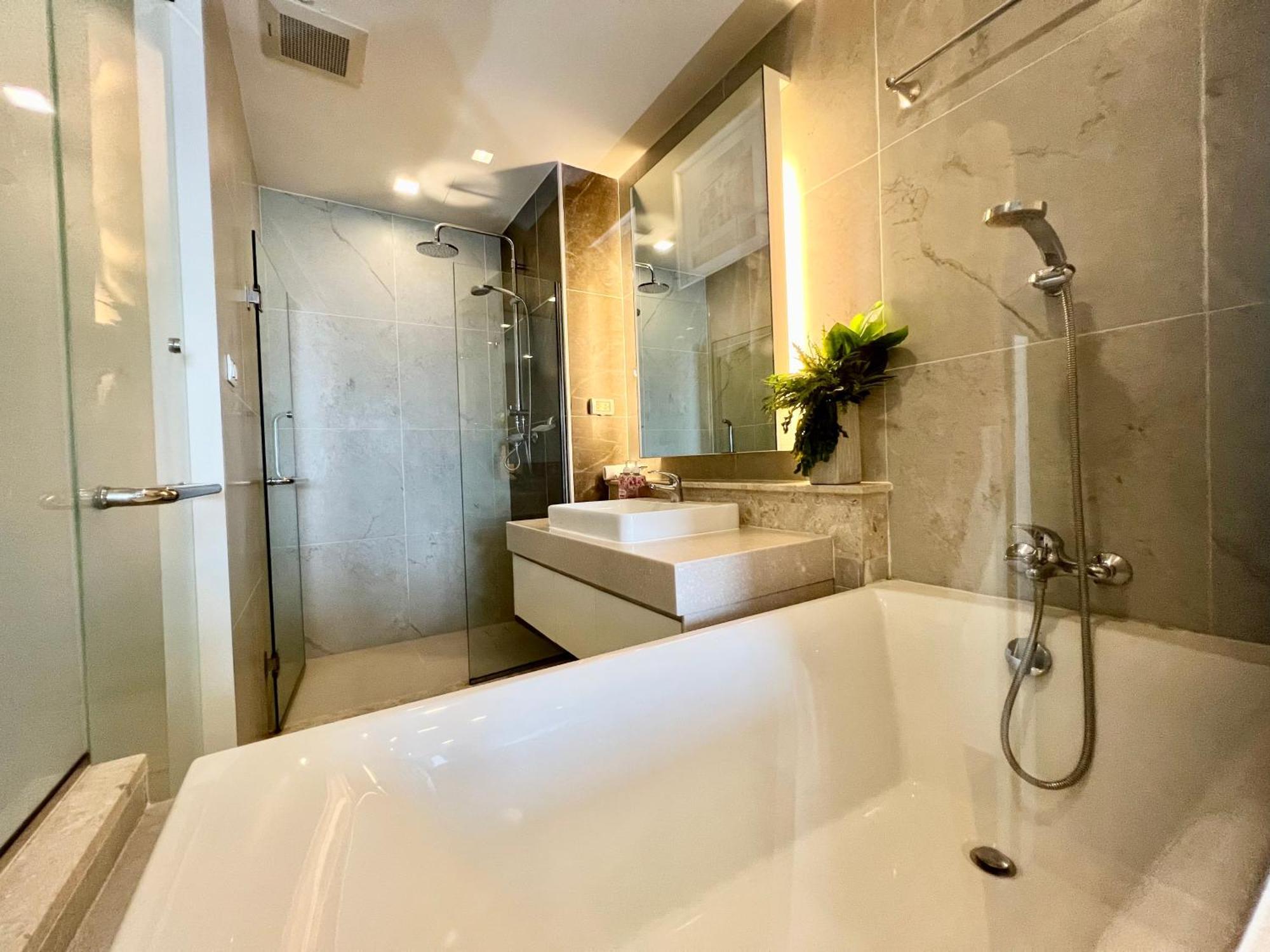 Cozy Luxury Condo @ The Astra شيانغ ماي المظهر الخارجي الصورة